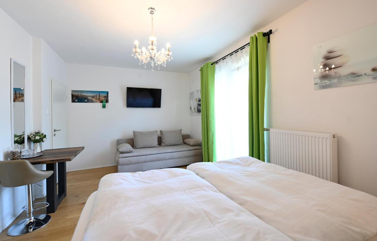 Enjoyit Velden West Hotell Selpritsch Eksteriør bilde